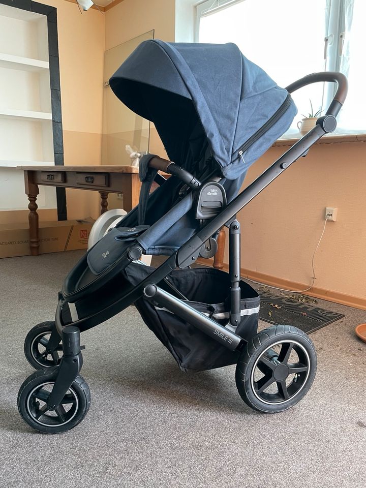 Britax Römer Smile 3 Kinderwagen Buggy in Ruppichteroth