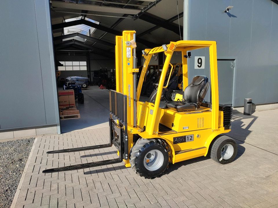 Geländestapler Eurotrac Agri 12 Kubota Motor 1,4 ton Hubkraft in Auderath