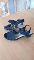 Sandalen mit etwas Absatz Hessen - Büdingen Vorschau