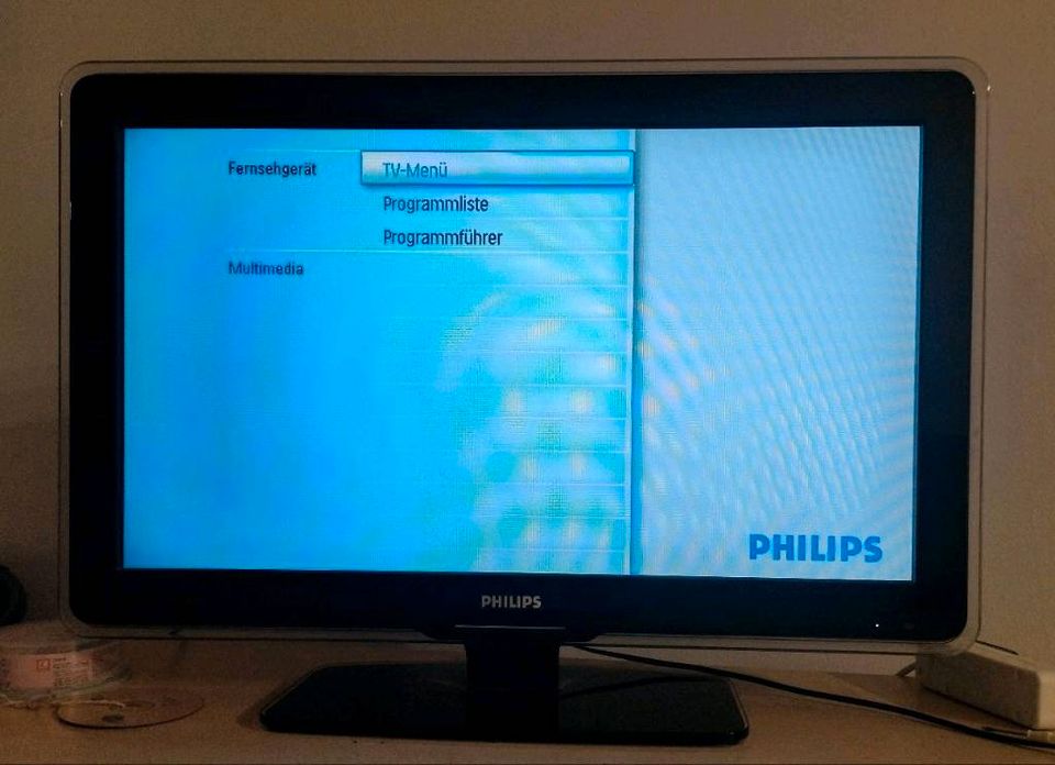 Fernseher Philips 80cm in Regensburg