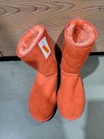 UGG Gr.40 UK 7,5 in Orange NEU Hessen - Hanau Vorschau