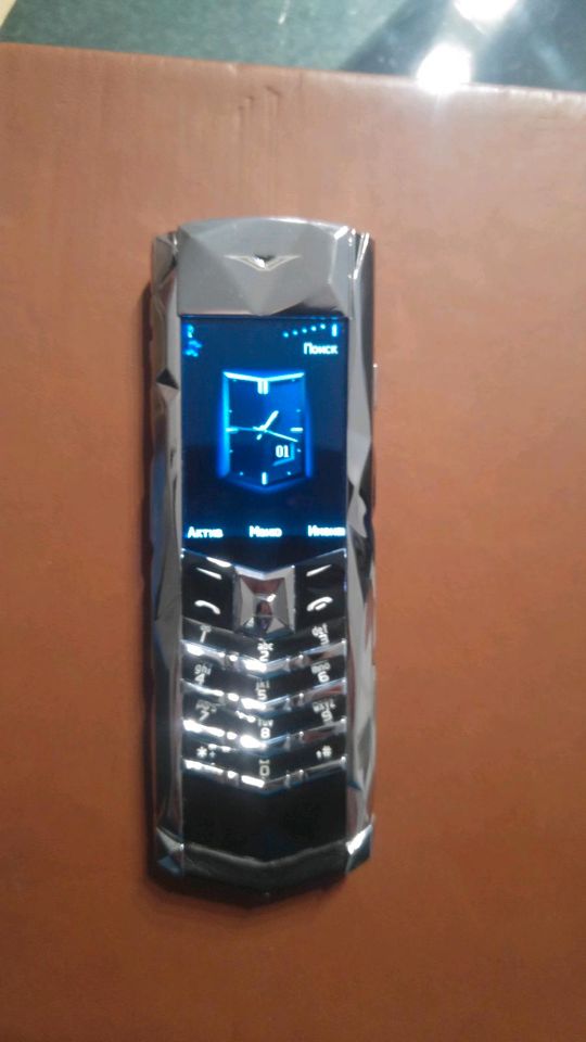 Telefon vertu signature boucheron. in Bamberg