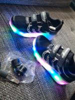 Sneakers mit Rädern und LED Beleuchtung gr. 35 Nordrhein-Westfalen - Brakel Vorschau