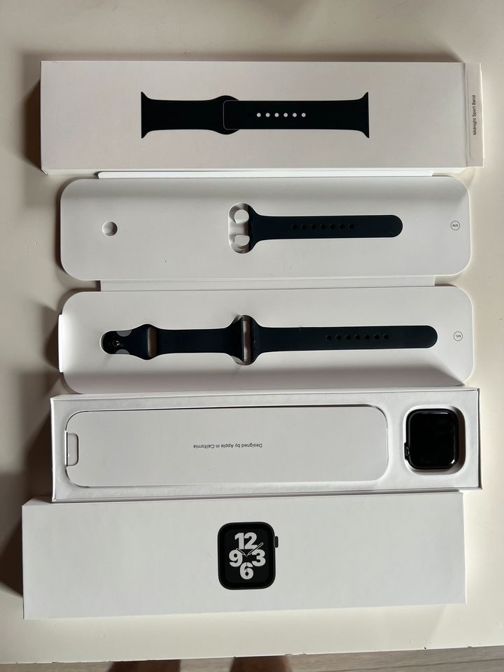 Apple Watch SE 40mm in Mainhardt