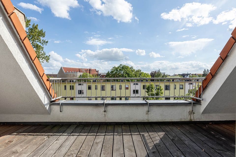 Dachgeschosswohnung, Erstbezug mit Südterrasse in Berlin