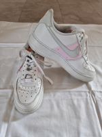 Nike Air Force 1 Low 07 rosa weiß Größe 40 Düsseldorf - Benrath Vorschau