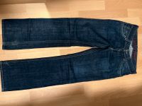 Hilfiger Denin Jeans 29/32 Nordrhein-Westfalen - Menden Vorschau