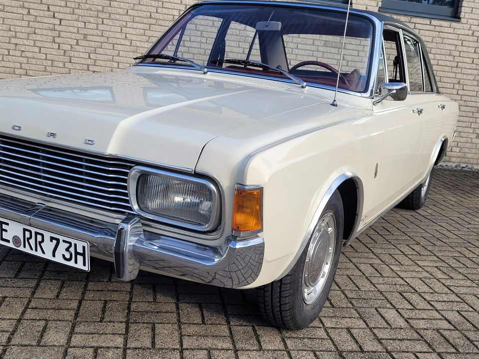 Ford Taunus 20m Hochzeitsauto mieten, Oldtimer Verleih in Beckum