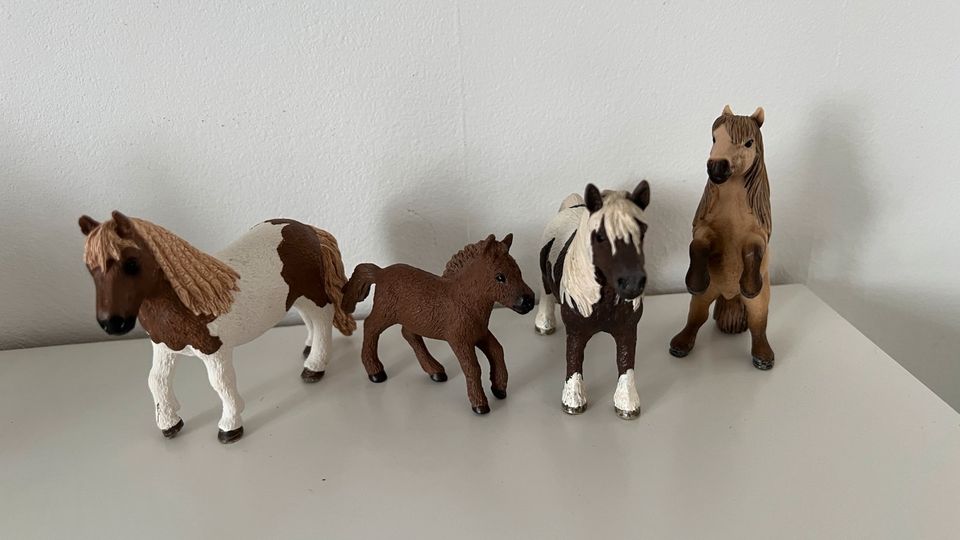 7 Schleich Pferde in Brandenburg an der Havel