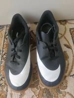 Nicke  Sneaker Größe 37,5i mit  Schnürsenkel Sachsen-Anhalt - Halle Vorschau