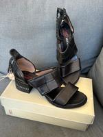A.S.98 Leder Sandalen in schwarz Gr. 40 Neu Nordrhein-Westfalen - Olpe Vorschau