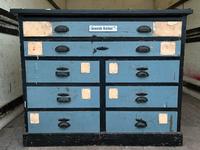 Antike Werkbank Materialschrank Nürnberg (Mittelfr) - Kleinreuth b Schweinau Vorschau