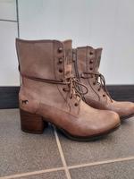 Mustang Stiefelette Gr. 40 Nordrhein-Westfalen - Neuss Vorschau