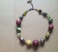 Modeschmuck Halskette mit großen Perlen aus Holz Braun Grün Süd - Niederrad Vorschau