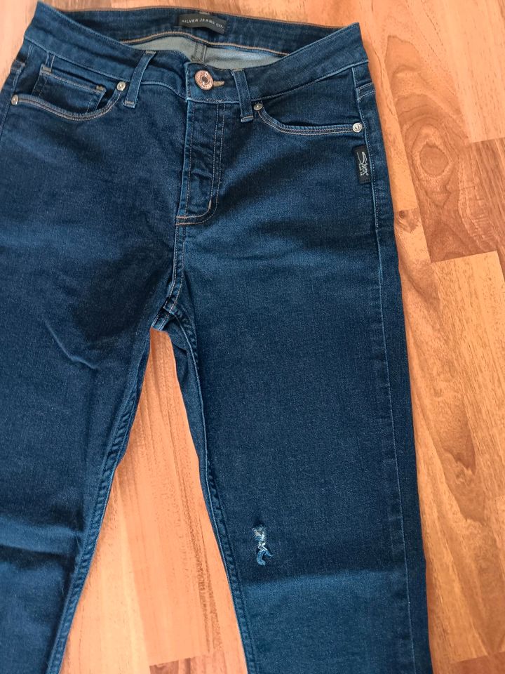 Silver Jeans - Größe W26/L29 8.9 in Dreieich