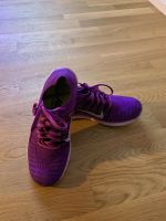 Nike Free Damenschuhe 38,5 lila Feldmoching-Hasenbergl - Feldmoching Vorschau