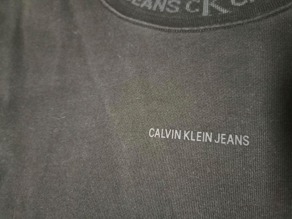 Calvin Klein Herrenpullover CK Sweatshirt Tapered Neck Sweater in Ilsenburg (Harz)