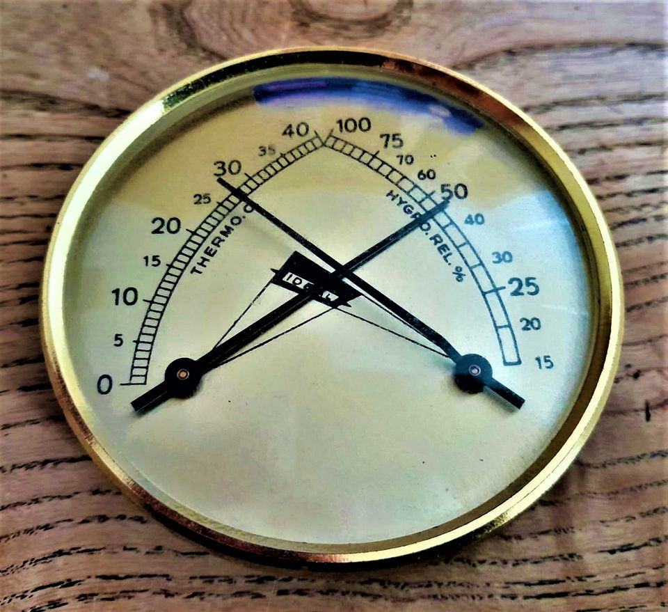 Hygrometer + Thermometer Mil. geschichtliche Sammlung Bundeswehr in Merching
