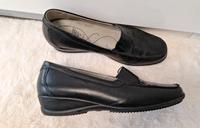 Waldläufer Slipper schwarz Leder Größe 42,5 8,5 Duisburg - Duisburg-Mitte Vorschau