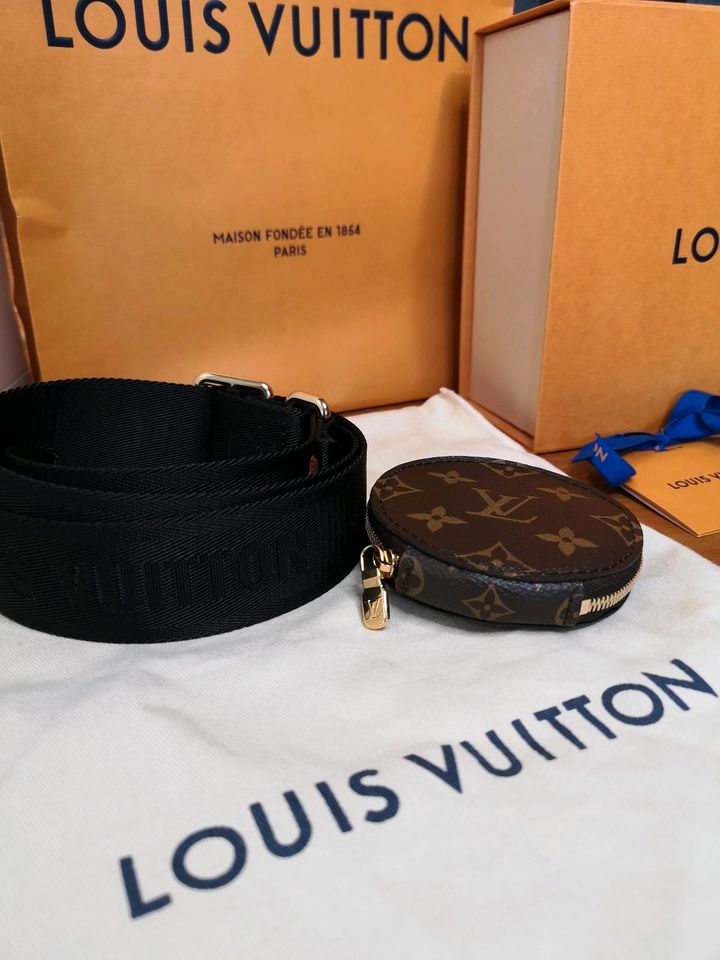 Louis Vuitton ORIGINAL Schulterriemen Schwarz / Gold in Straßenhaus