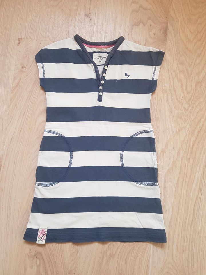 Kurzarm-Kleid H&M Gr.98/104 für 2,50€ in Hermeskeil