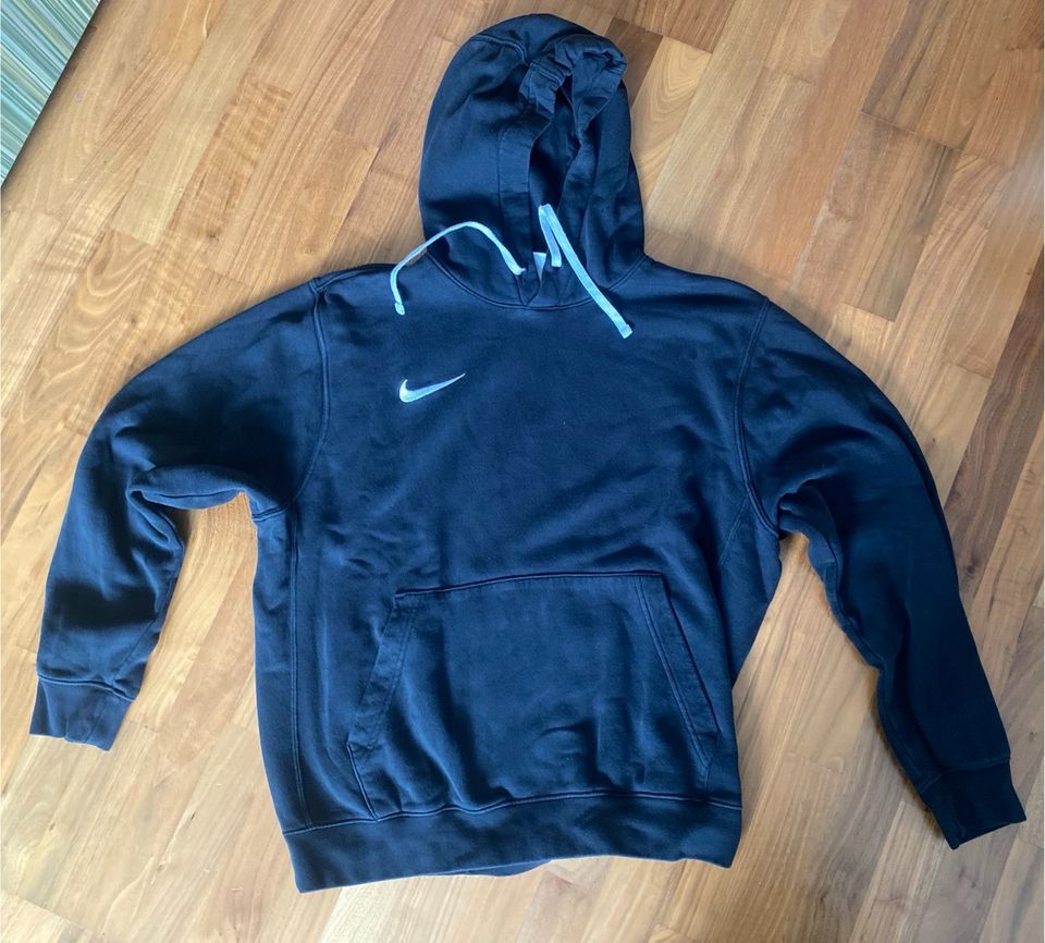 Hoodie Nike Gr.L in Leinefelde