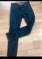 EDC Esprit High Skinny Jeans 27/32 Niedersachsen - Schüttorf Vorschau
