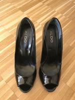 Aldo Lack Peeptoe High Heel in schwarz Gr. 40 Frankfurt am Main - Bornheim Vorschau