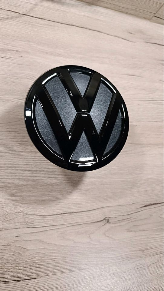 Schwarz Emblem für VW Golf 7 GTI GTD R TSI TDI Logo Zeichen Front in  Nordrhein-Westfalen - Hagen, Tuning & Styling Anzeigen