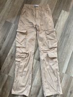 Cargo Hose beige gr 32 von Bershka für Damen. Wie neu Brandenburg - Golßen Vorschau