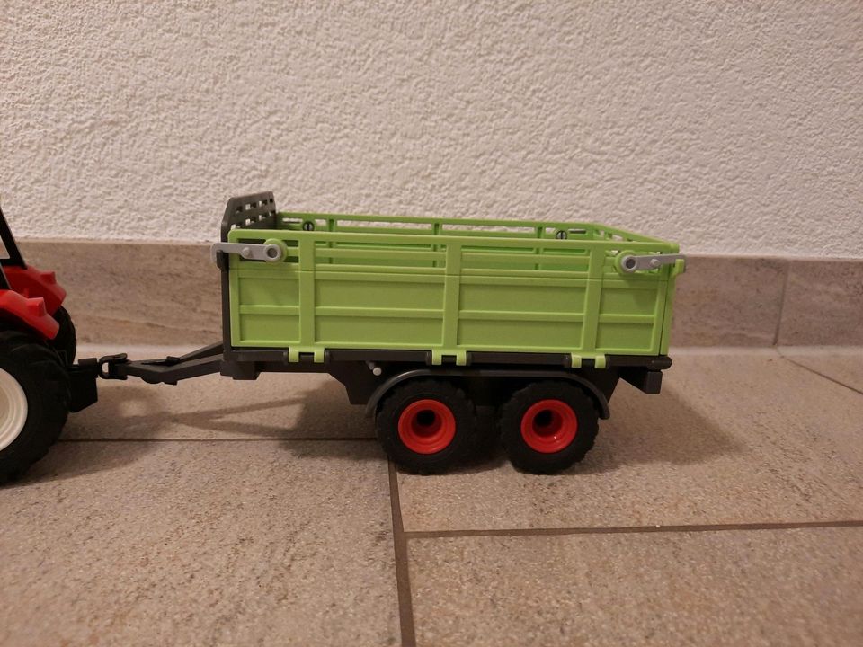 Playmobil Traktor mit Anhänger in Kreßberg