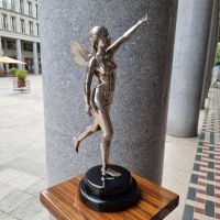 Große ART  DECO  Frauenfigur mit Flügel - Elfe Berlin - Wilmersdorf Vorschau