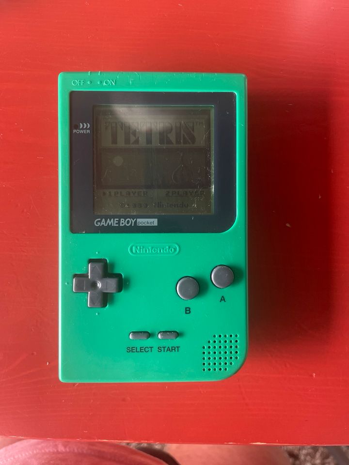 Gameboy Pocket mit originaler Hülle in München