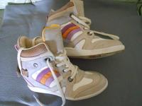Mustang Wedges Keilabsatz Keilsneaker Gr 41 Niedersachsen - Jever Vorschau