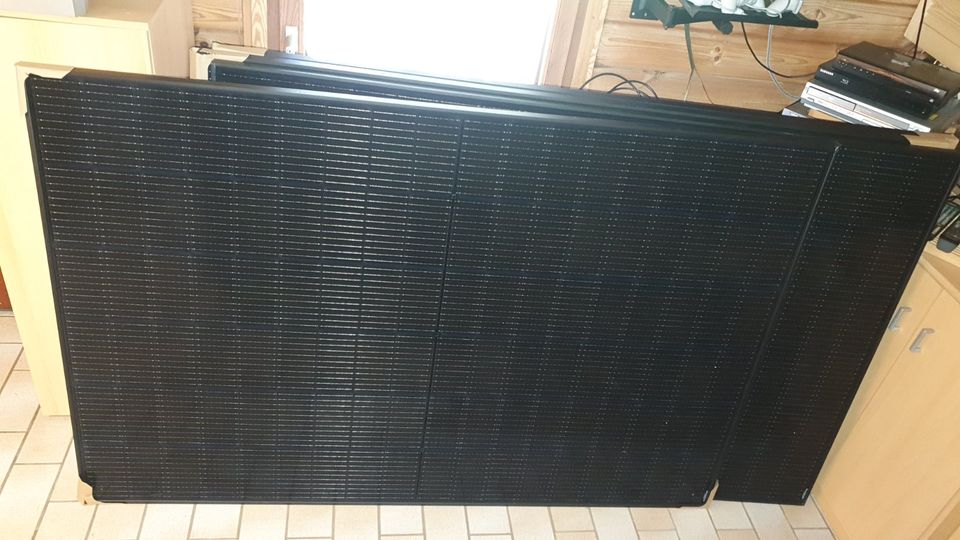 4x Solarpanel 405 W MBB half-cell black module 1,14 x 1,72 m p.P. in Hannover