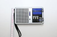 Philips Pocket Radio D 1440 Weltempfänger Silber 15cm Niedersachsen - Wolfsburg Vorschau