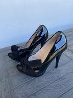 High Heels in schwarzer echten Lederlackoptik mit hohem Absatz Lindenthal - Köln Weiden Vorschau