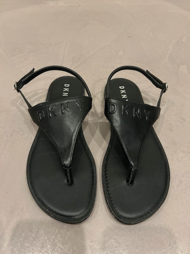 DKNY Sandalen Gr. 37,5 in Baden-Württemberg - Albstadt | eBay Kleinanzeigen  ist jetzt Kleinanzeigen