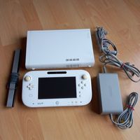 Nintendo Wii U komplett + 8 Spiele Niedersachsen - Georgsmarienhütte Vorschau