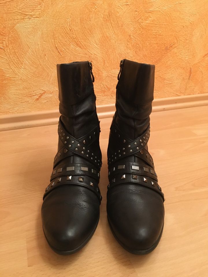 Stiefeletten, Leder, Größe 40, schwarz, Tamaris in Ense