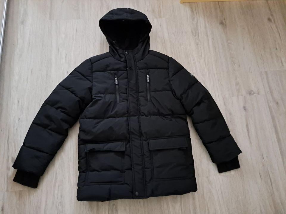 Winterjacke von Yigga, wie Gr. 152 / 158 - wie neu in Wunstorf