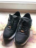 Damen Sport Schuhe von Zara neuwertig Bayern - Ansbach Vorschau