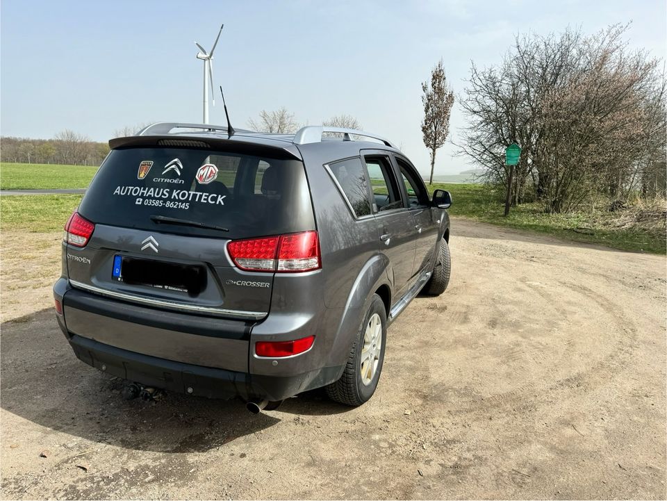 Citroen C-Crosser (Peugeot 4007,Mitsubishi Outlander 2) in Neugersdorf