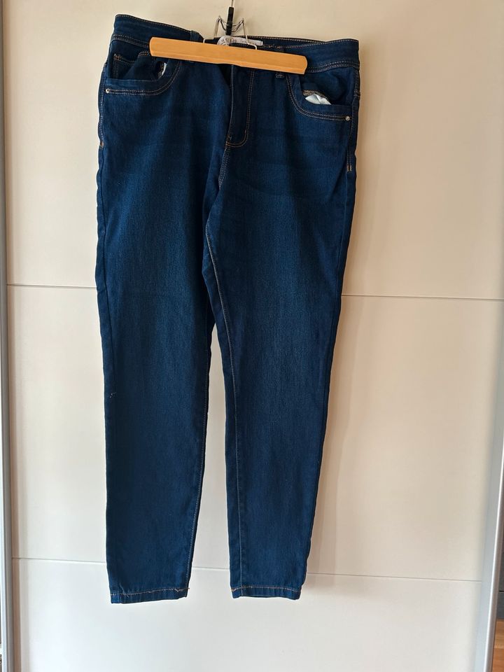 Damen Stretch Jeans in Dillingen (Saar)