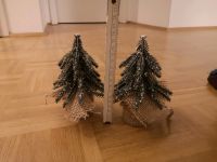 2 Weihnachtsbäume Frankfurt am Main - Bergen-Enkheim Vorschau