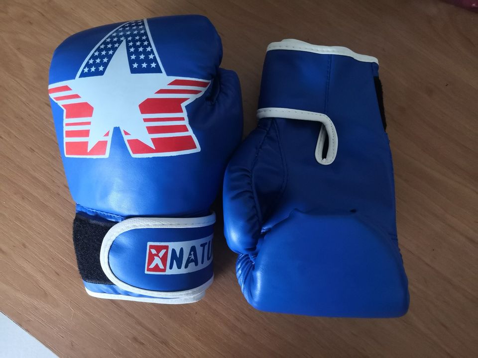 Boxhandschuhe in Leichlingen