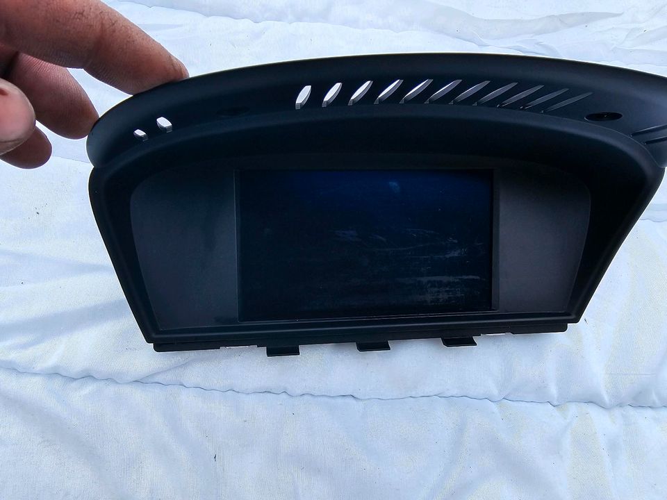 BMW E90 E91 E92 E93 LCI Navi Monitor Display in Warstein