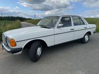 Mercedes-Benz W123 230 – Bestzustand, H-Zulassung, nur 86600km! Bayern - Forchheim Vorschau