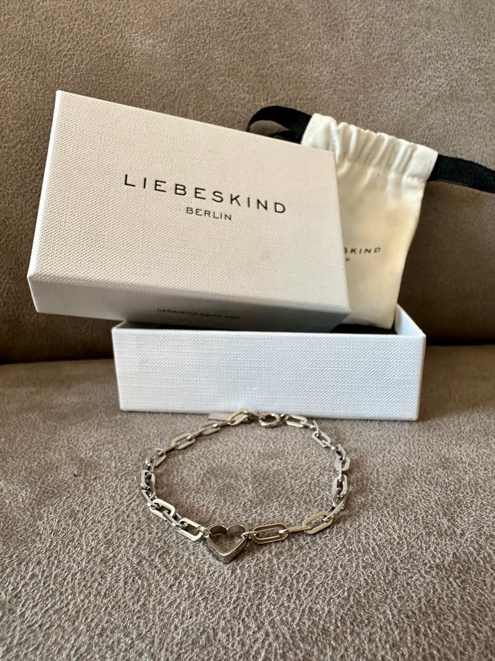 Liebeskind Armband mit Herz, Silber, neu in Großkrotzenburg