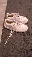 Puma Oslo Sneaker weiß 40,5 Schuhe Hessen - Darmstadt Vorschau